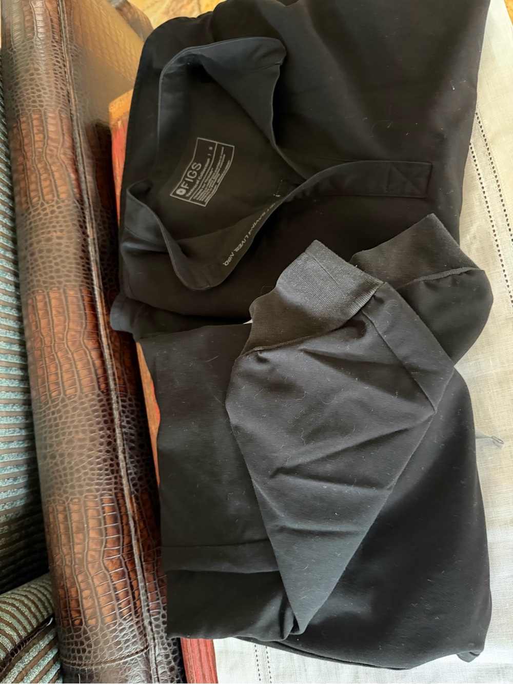 Figs Men's Black Jogger Pants – Slim Comfort